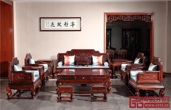 J9集团红木精品家具.jpg
